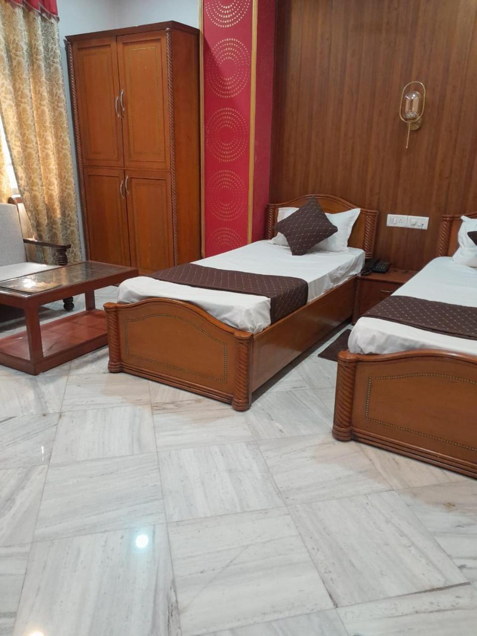 Hotel Riz فاراناسي المظهر الخارجي الصورة